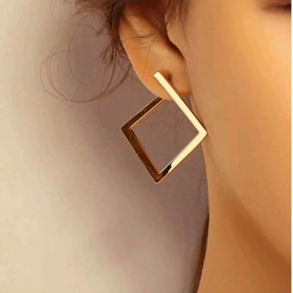 Jewelry - Metal Square Hoop Earrings